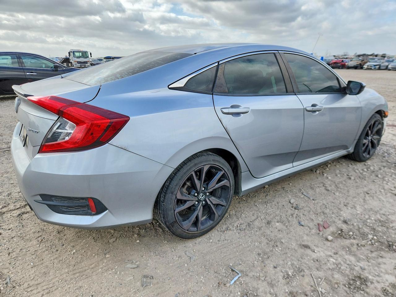 2019 Honda Civic Sport - Image 3