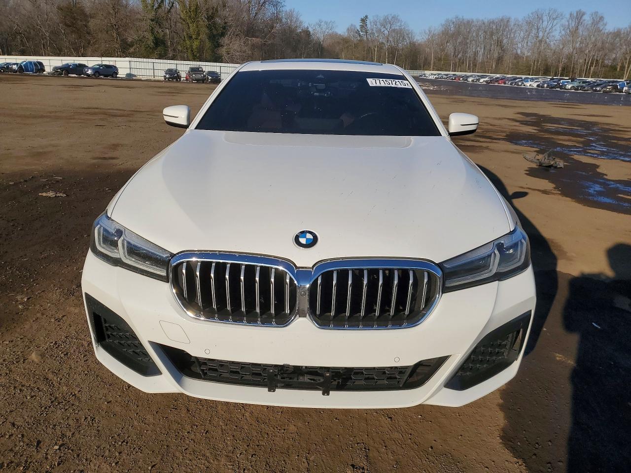 2021 BMW 530 Xi - Image 5