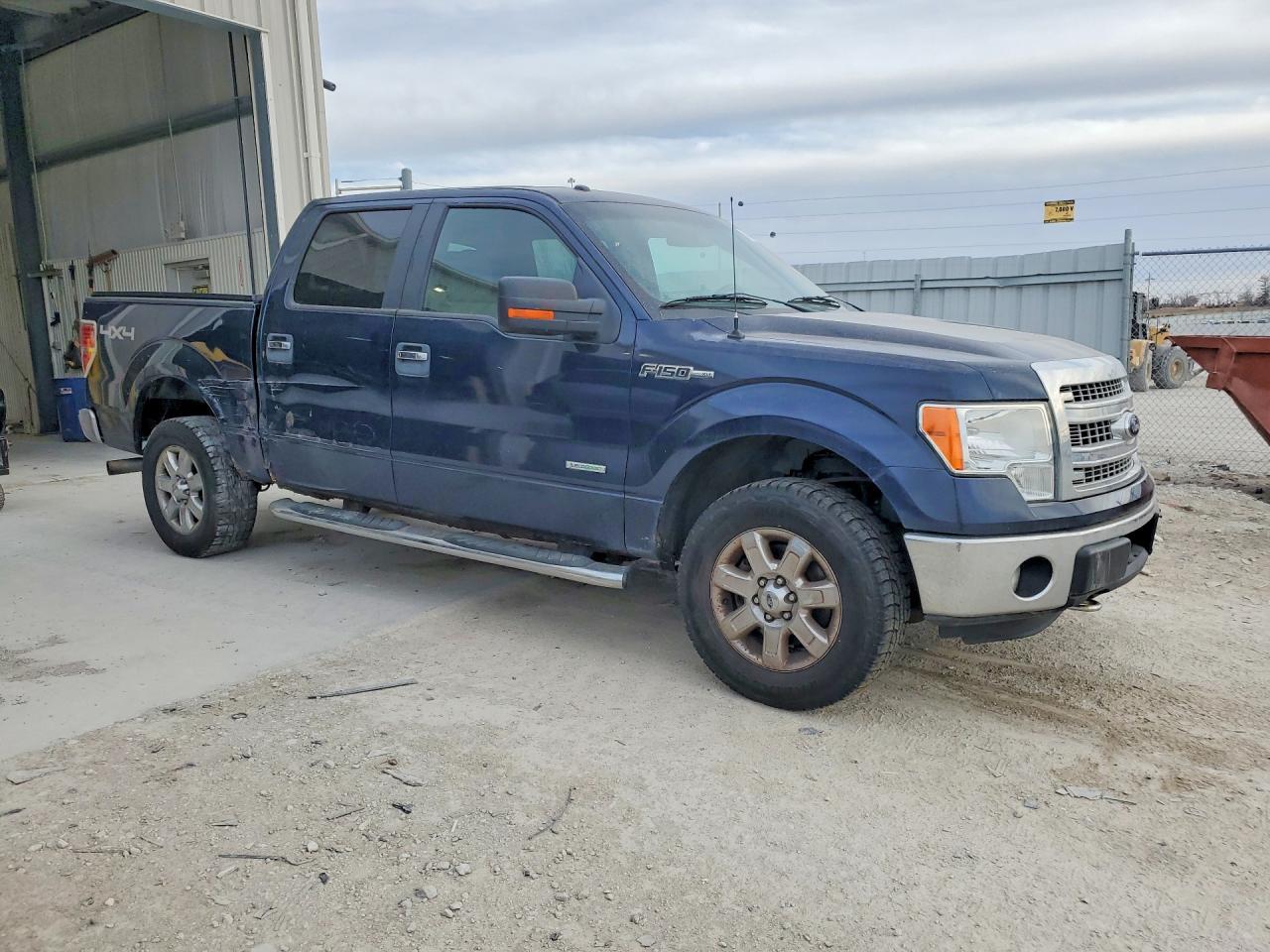 2013 Ford F150 Supercrew - Image 4
