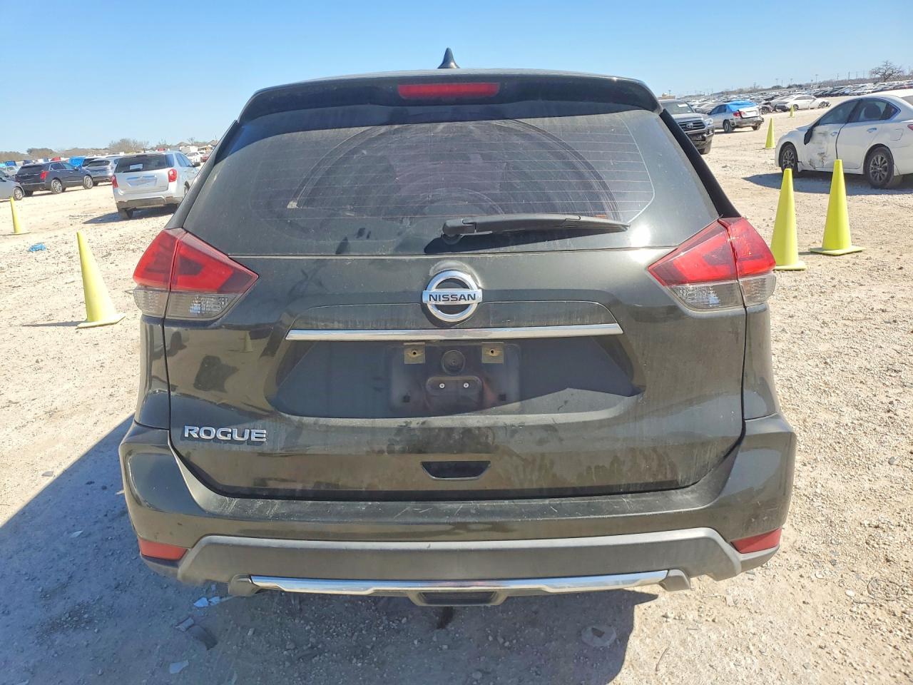 2017 Nissan Rogue S - Фото 6