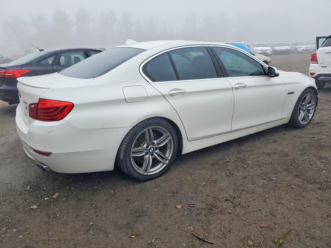 2014 BMW 550 Xi - Фото 3