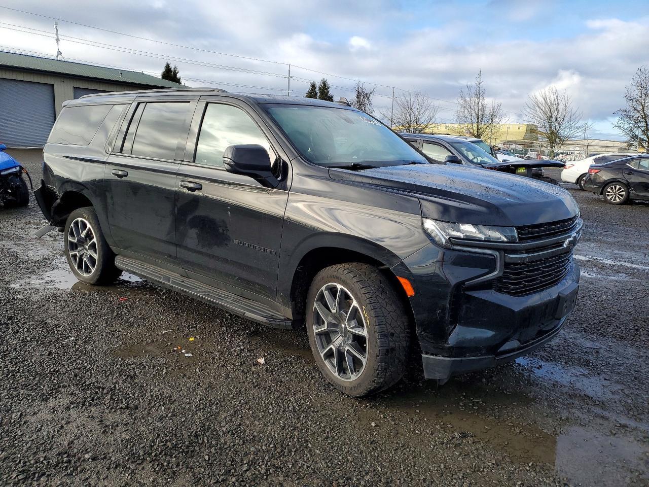 2022 Chevrolet Suburban K1500 Rst - Image 4