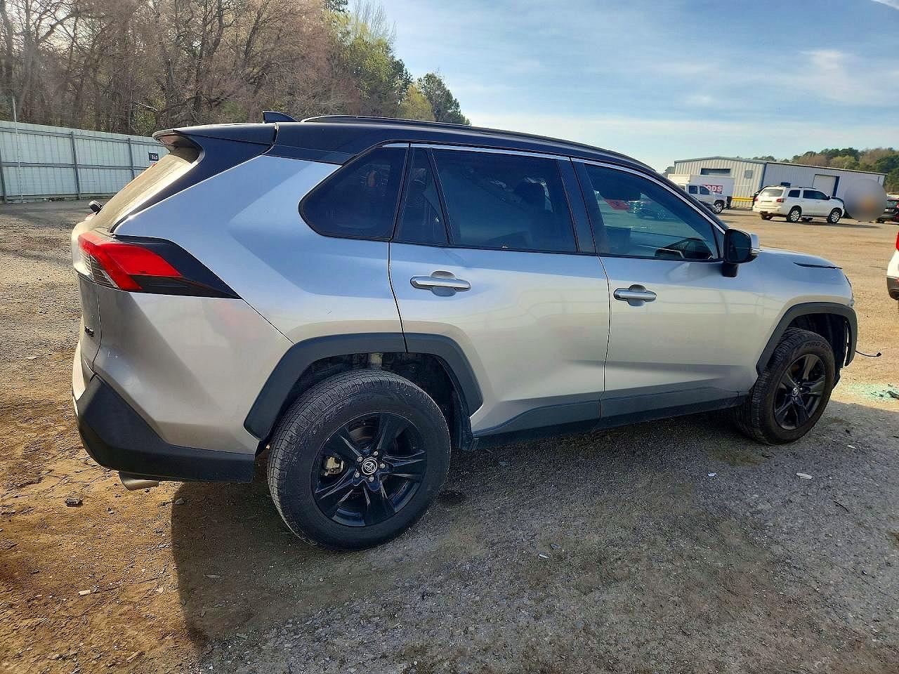 2020 Toyota Rav4 Xle - Фото 3