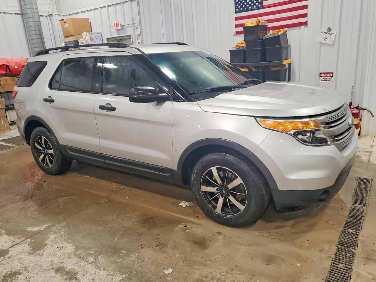2013 Ford Explorer - Фото 4