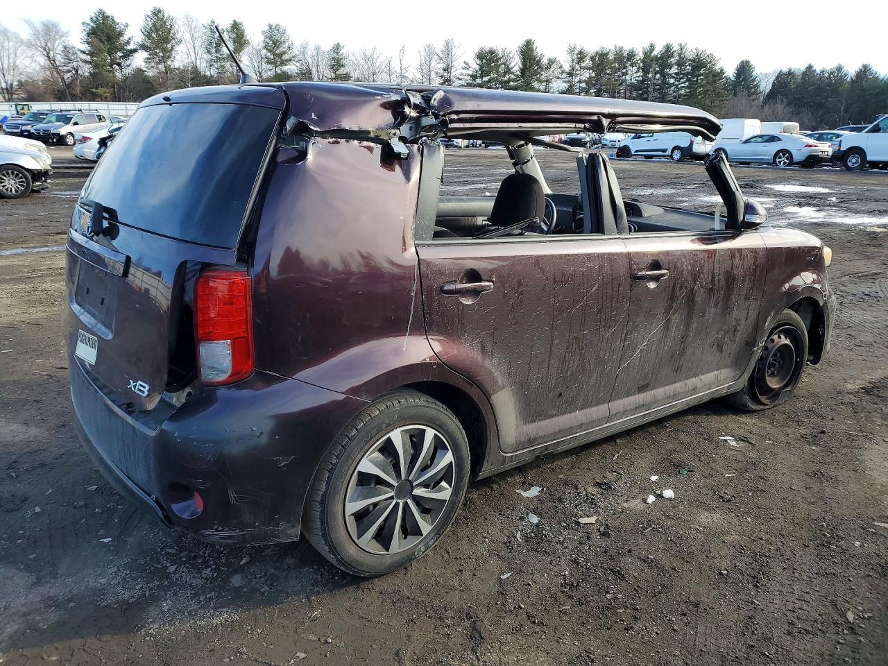 2013 Scion Xb Base - Фото 3