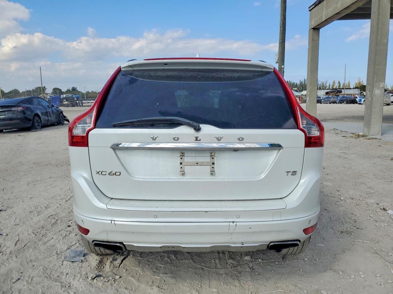 2015 Volvo Xc60 T5 Premier - Фото 6