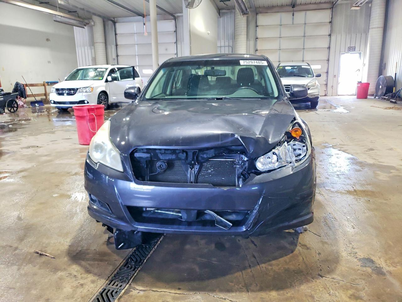 2011 Subaru Legacy 2.5I Premium - Фото 5
