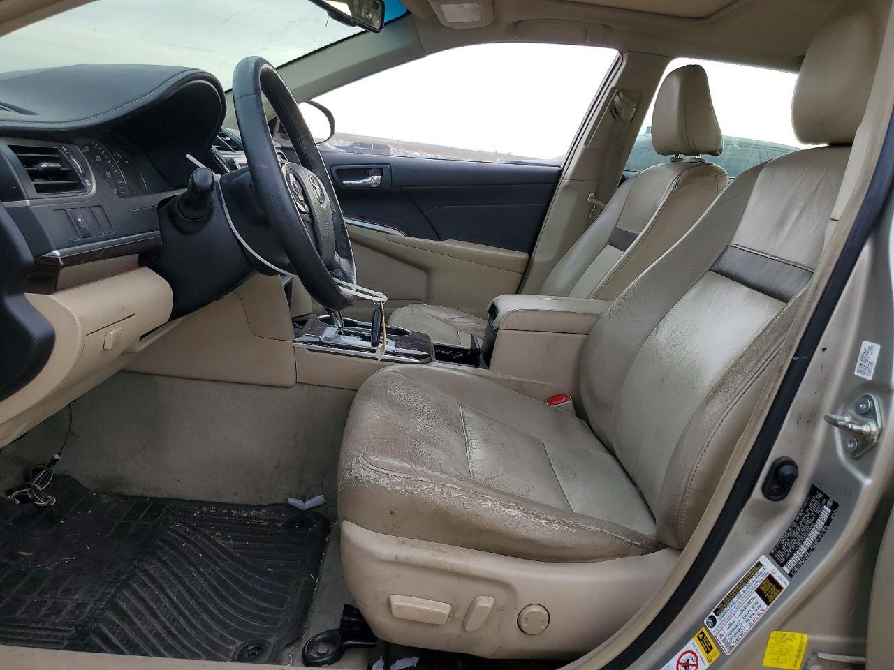 2014 Toyota Camry - Фото 7