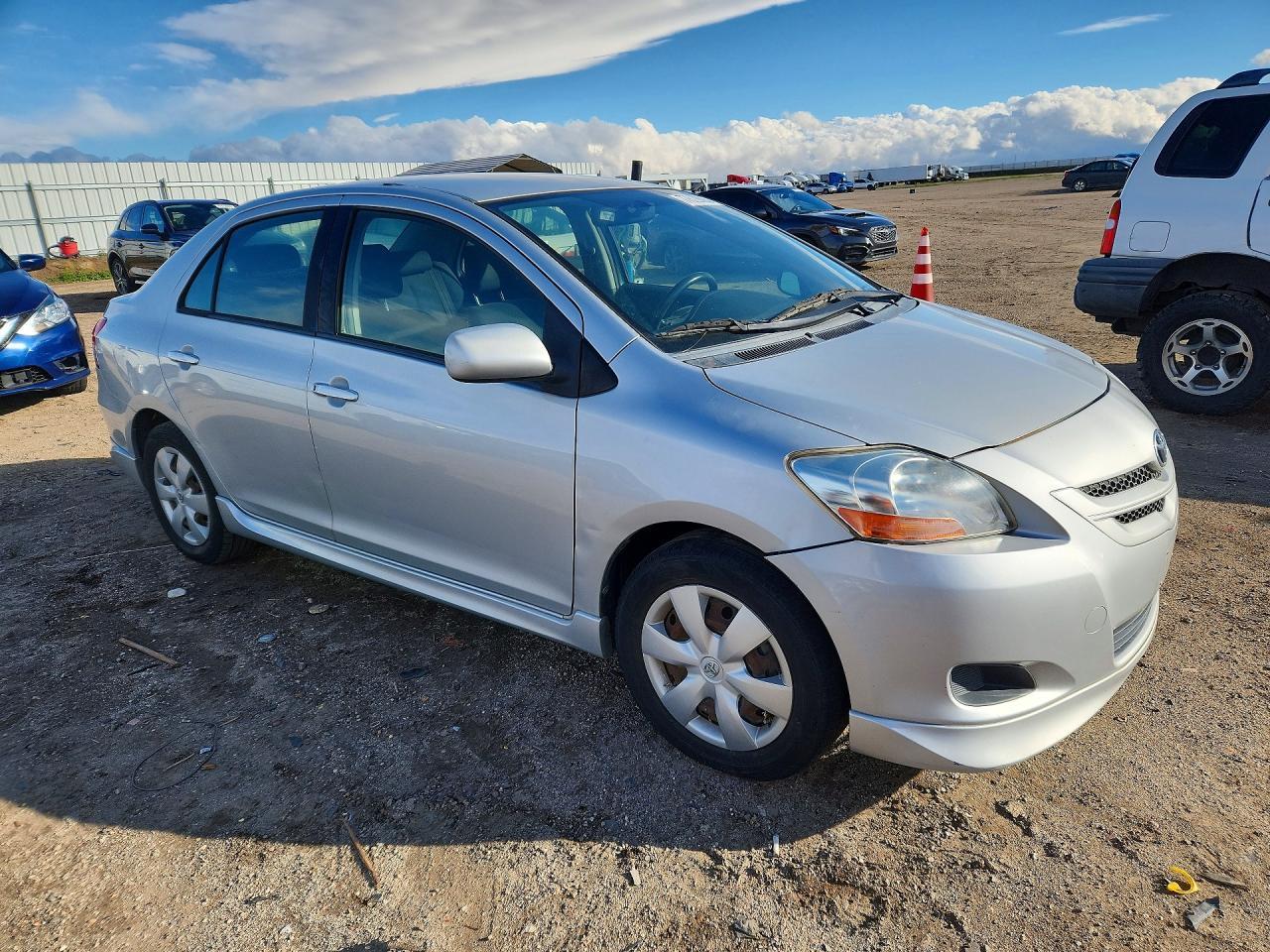 2008 Toyota Yaris - Image 4