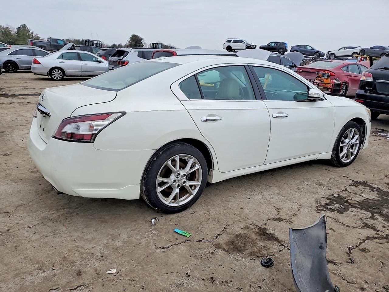 2014 Nissan Maxima 3.5 S - Фото 3