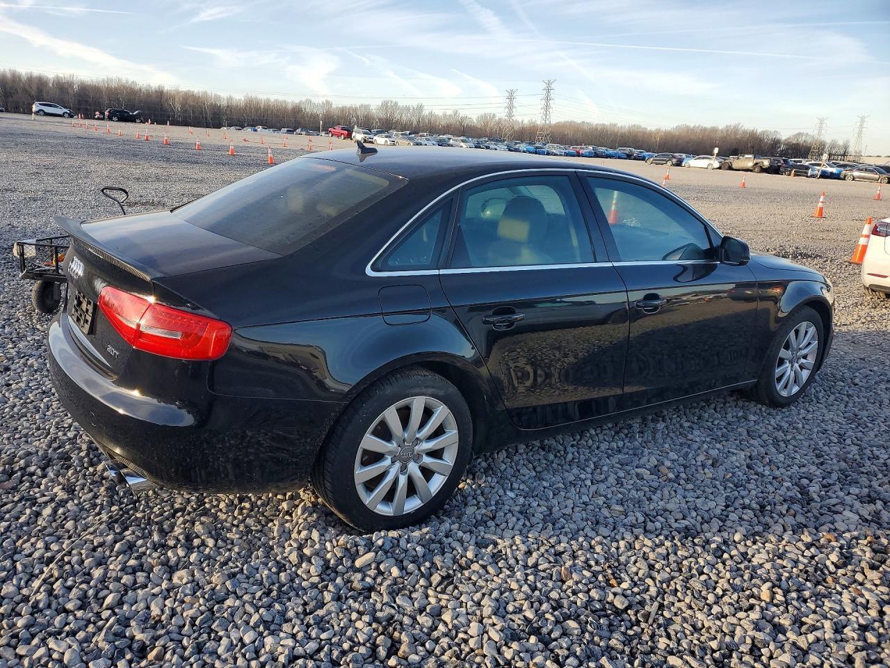 2013 Audi A4 Premium - Image 3