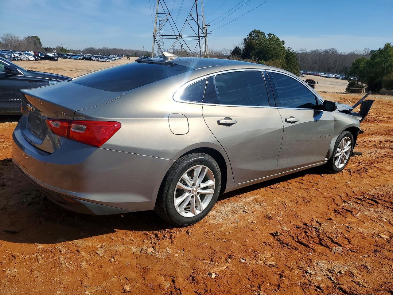 2018 Chevrolet Malibu Lt - Image 3