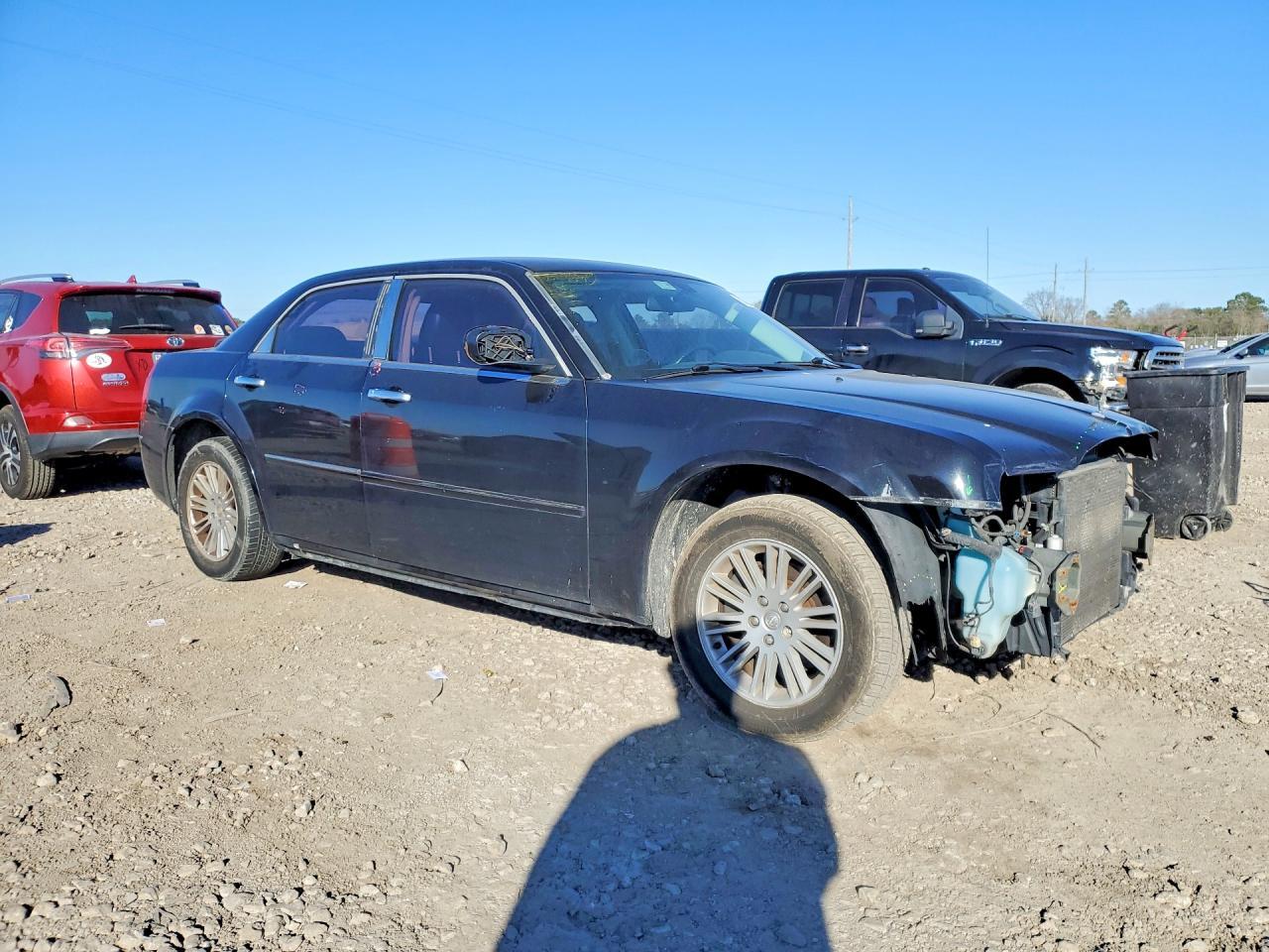 2010 Chrysler 300 Touring - Image 4