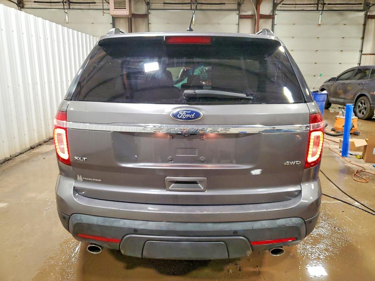 2014 Ford Explorer Xlt - Image 6