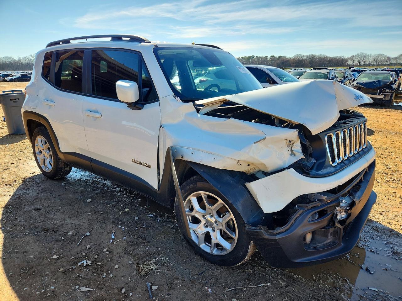 2018 Jeep Renegade Latitude - Image 4