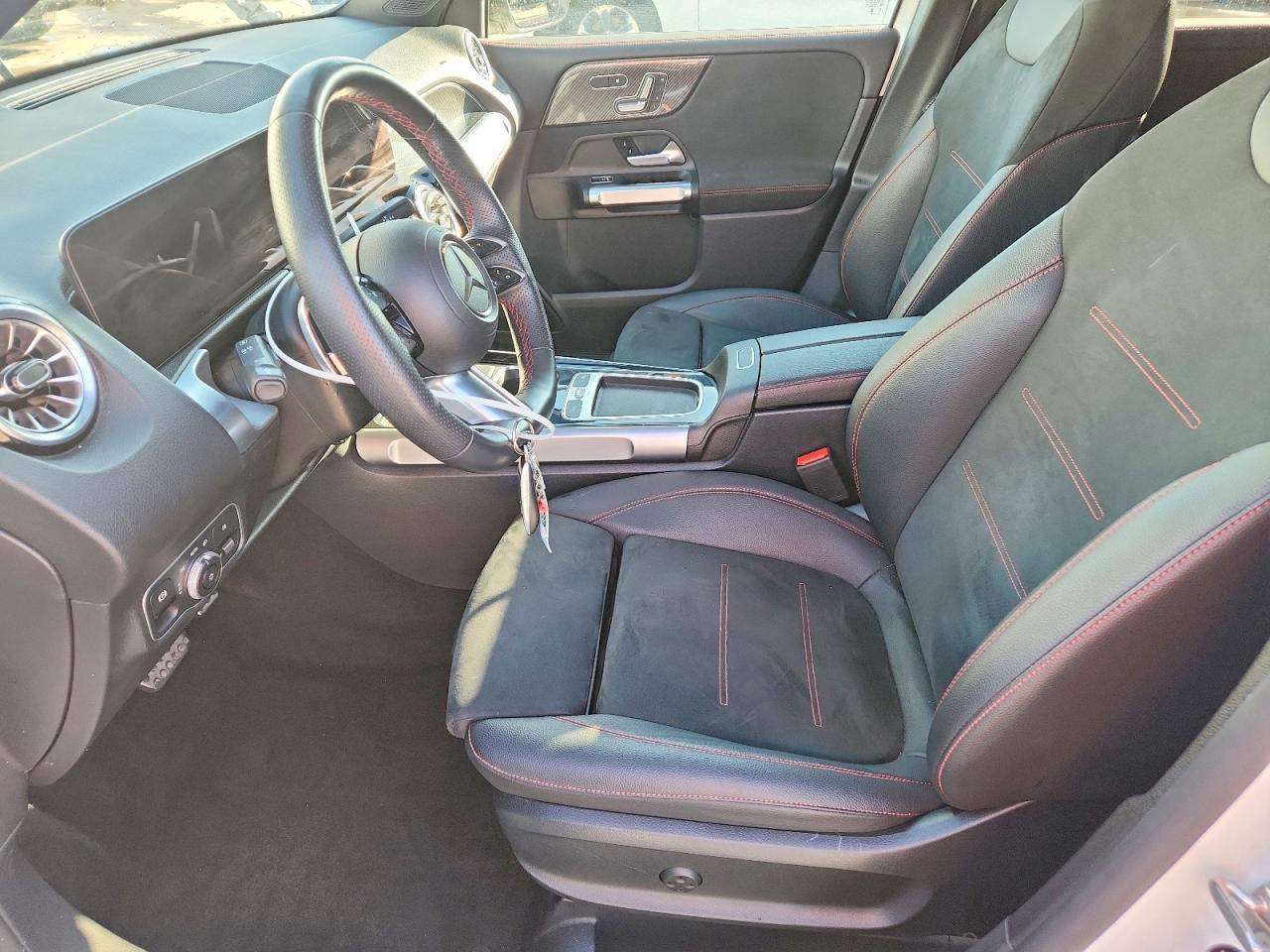 2024 Mercedes-Benz Glb 250 4Matic - Фото 7