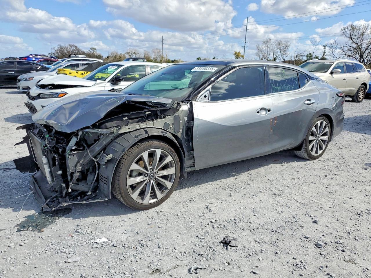 2023 Niss Maxima 3.5 Platinum