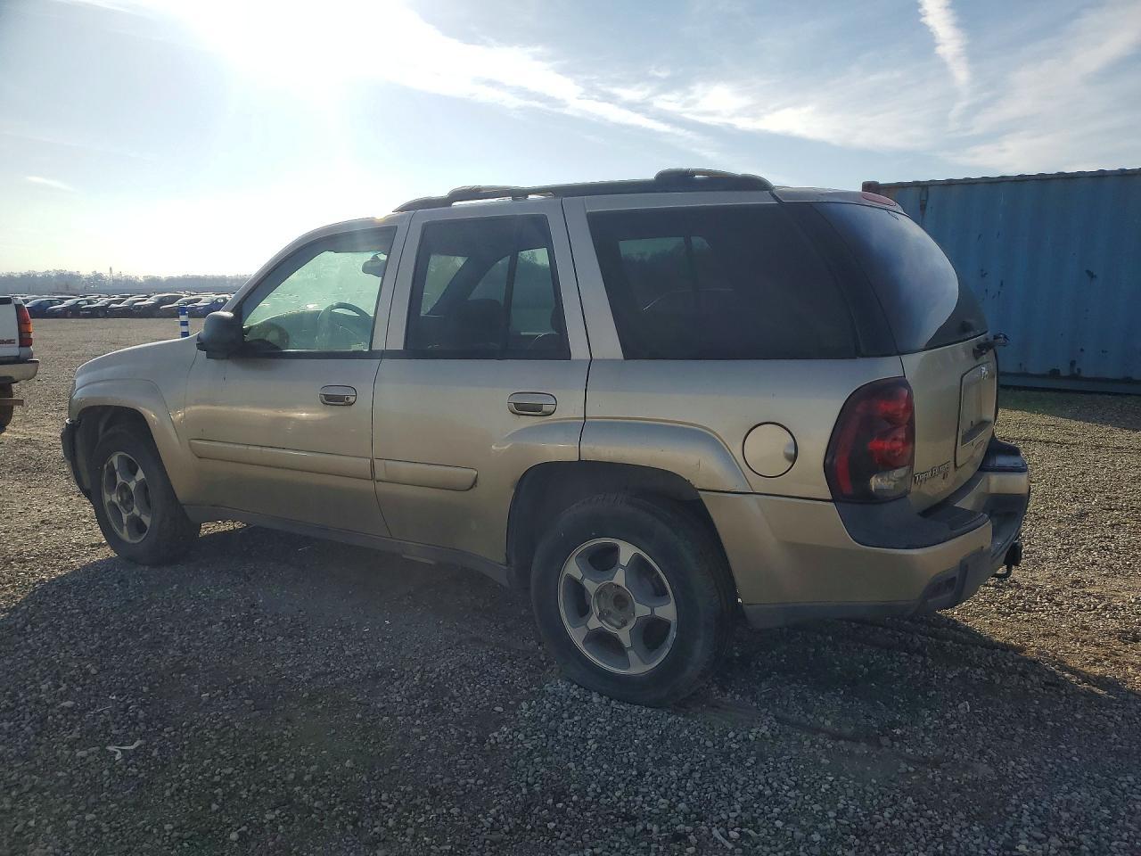 2005 Chevrolet Trailblazer Ls - Фото 2