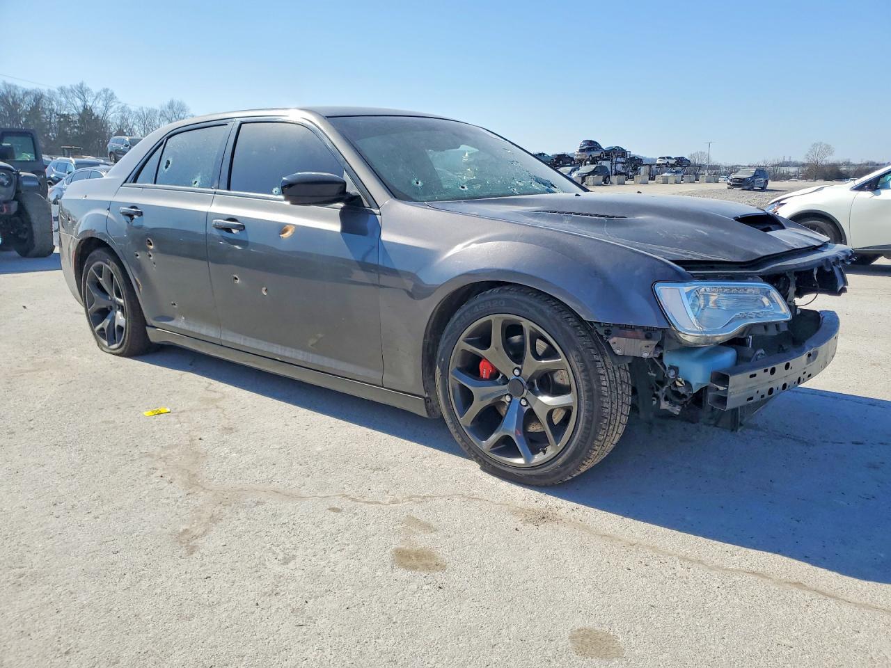 2019 Chrysler 300 Touring - Фото 4