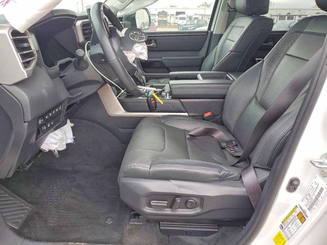 2024 Toyota Tundra Limited Hv - Image 7