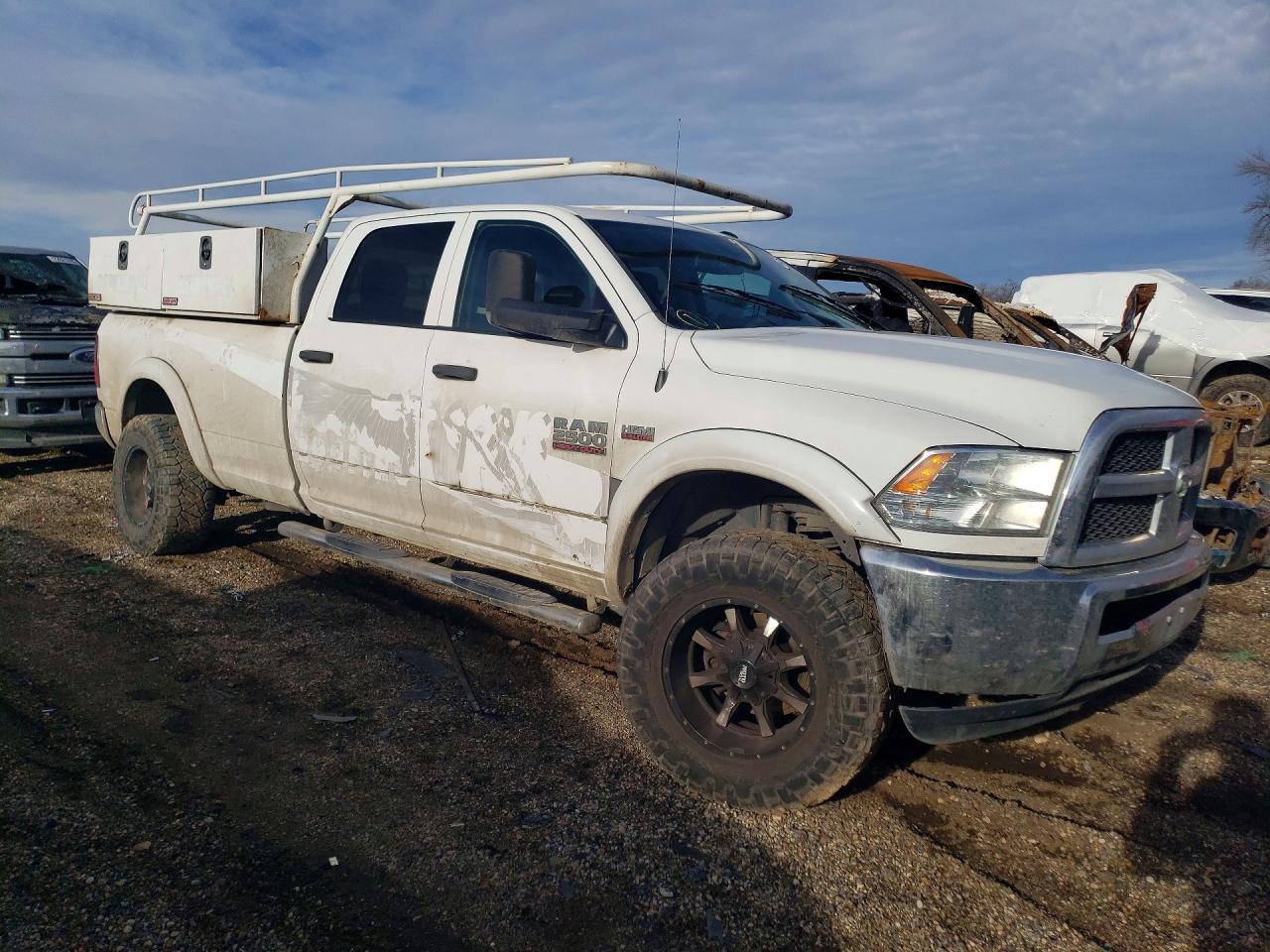 2016 Ram 2500 St - Image 4
