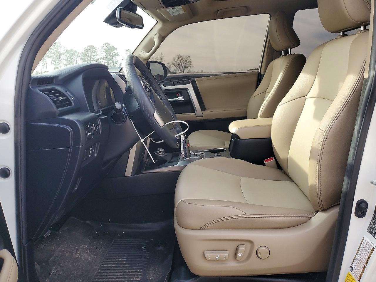 2022 Toyota 4Runner Sr5 Premium - Image 7