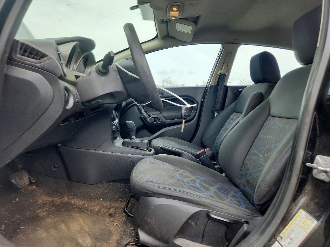 2012 Ford Fiesta - Image 7