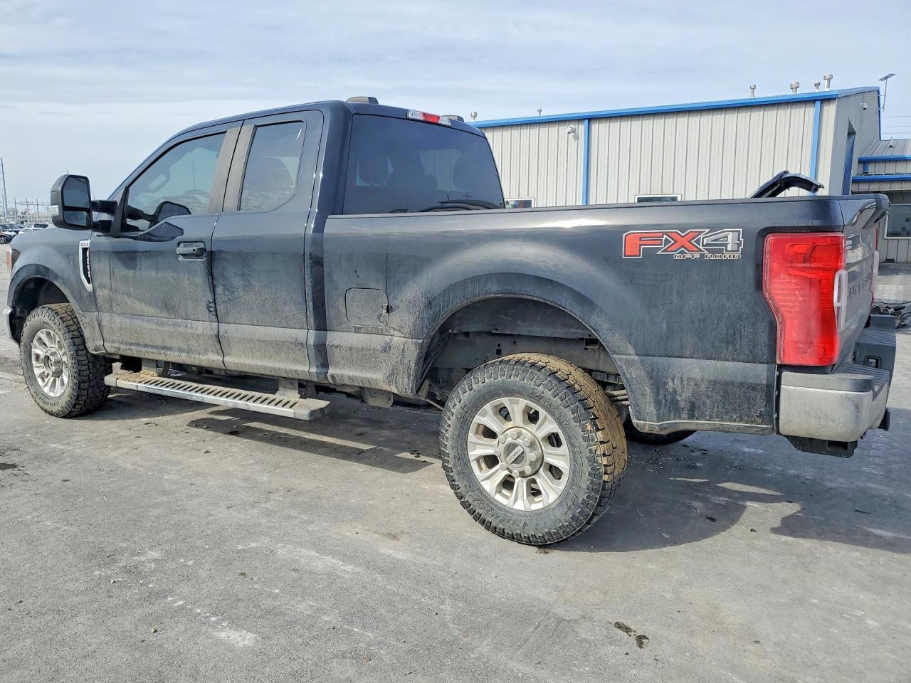 2020 Ford F250 Super Duty - Фото 2