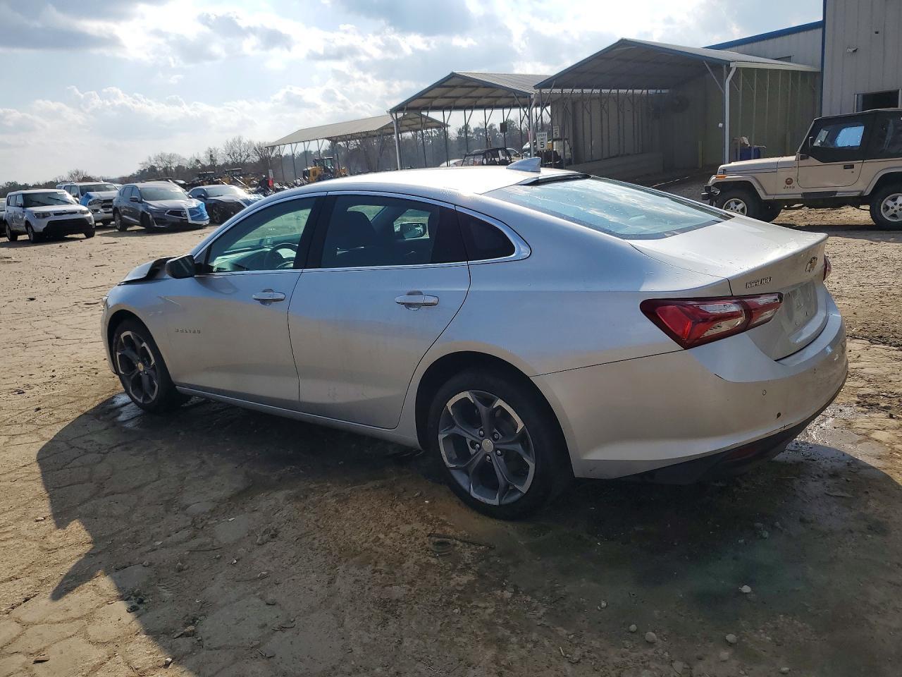 2022 Chevrolet Malibu Lt - Image 2