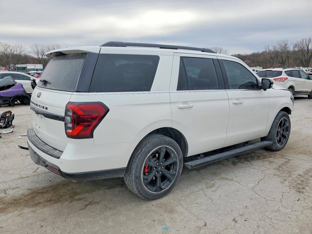2023 Ford Expedition Limited - Image 3