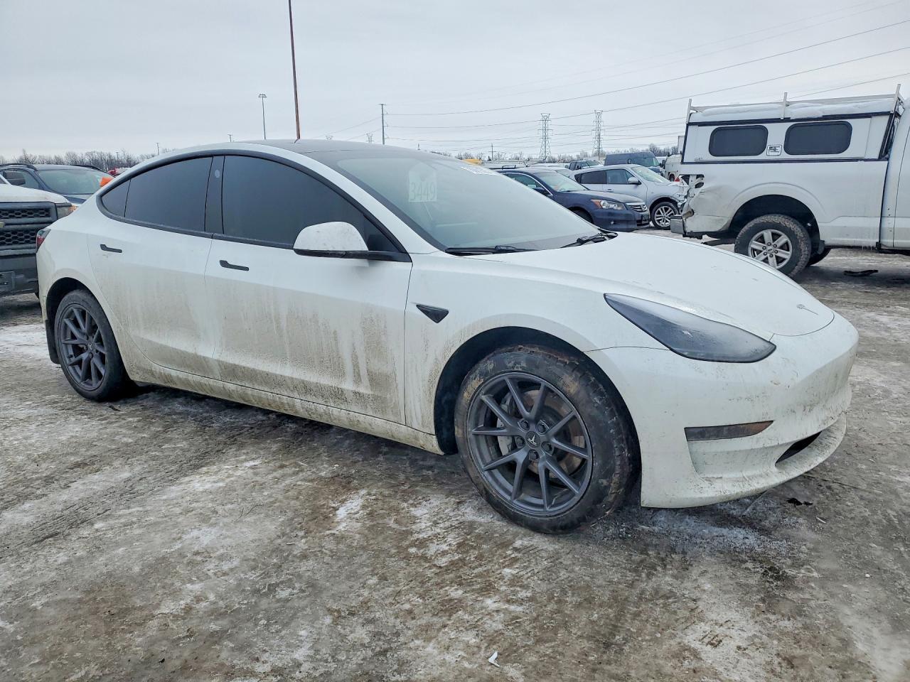 2023 Tesla Model 3 - Image 4