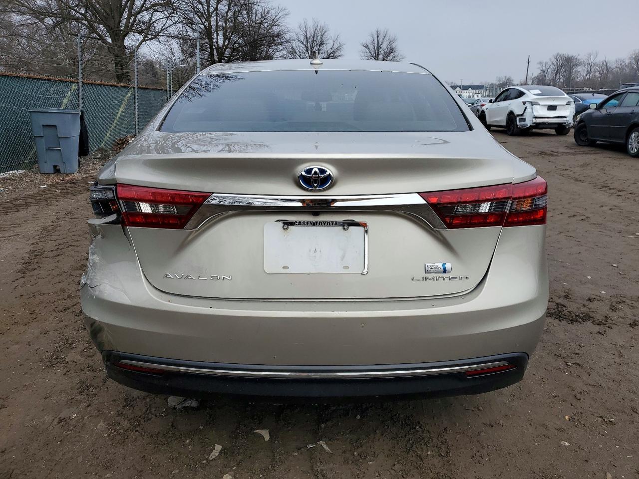 2016 Toyota Avalon Hybrid - Фото 6