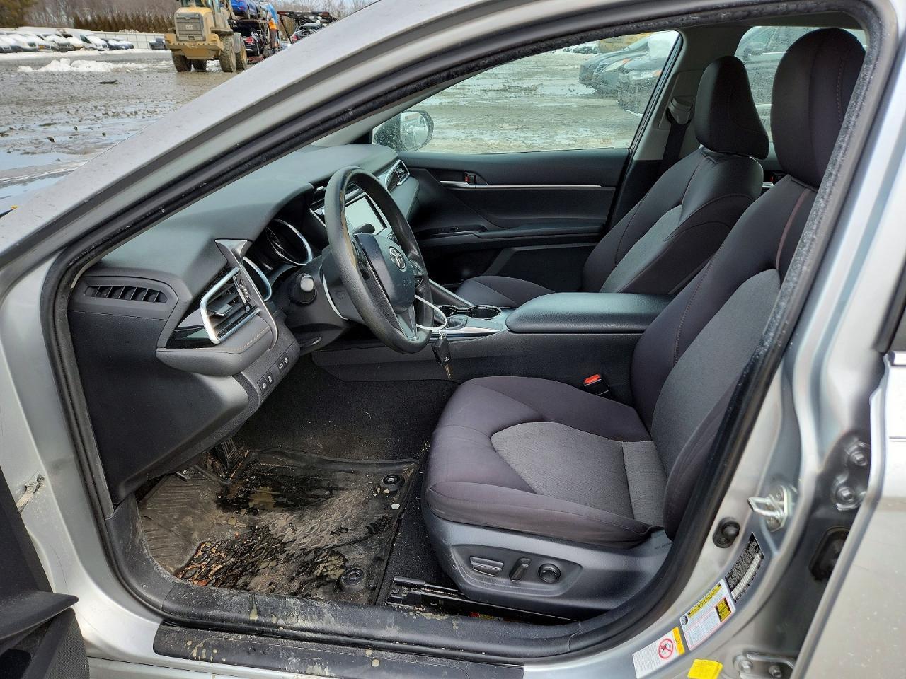 2018 Toyota Camry Le - Image 7