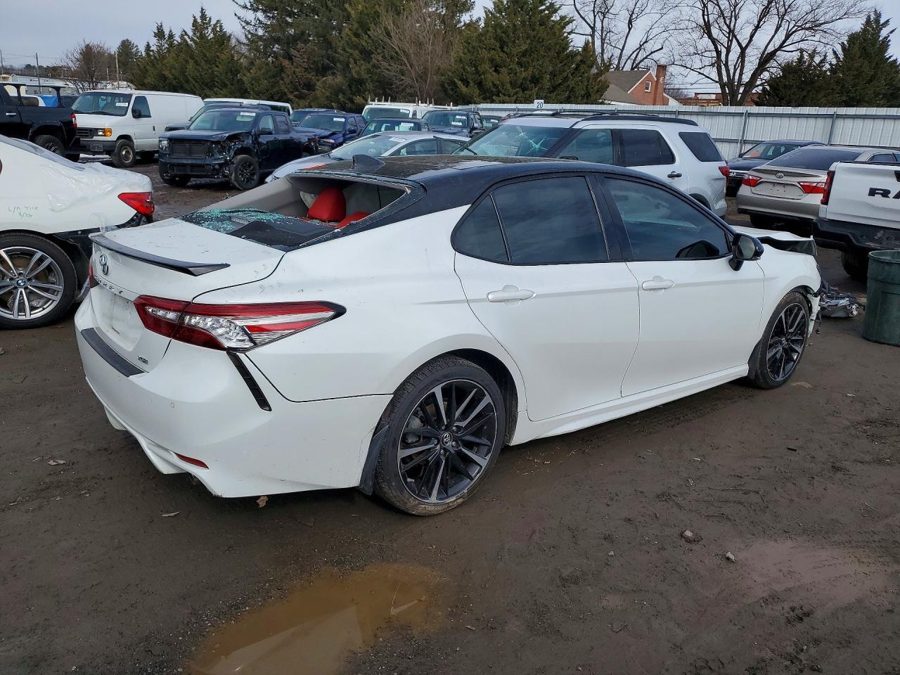 2019 Toyota Camry Xse V6 - Фото 3