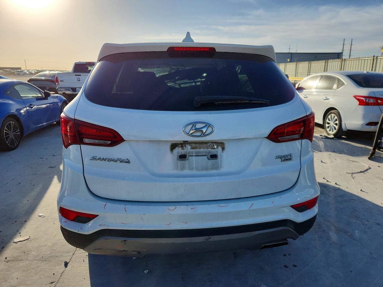 2017 Hyundai Santa Fe Sport 2.4L - Фото 6