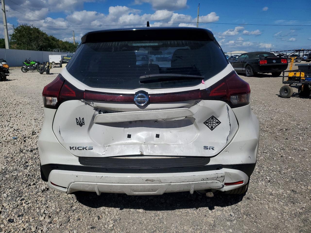 2021 Nissan Kicks Sr - Фото 6