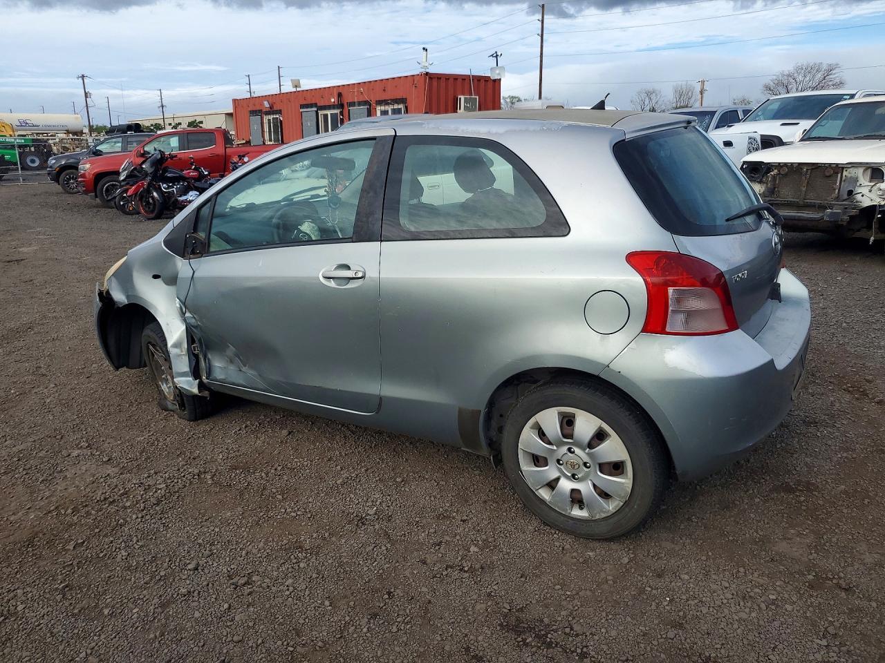 2008 Toyota Yaris - Image 2