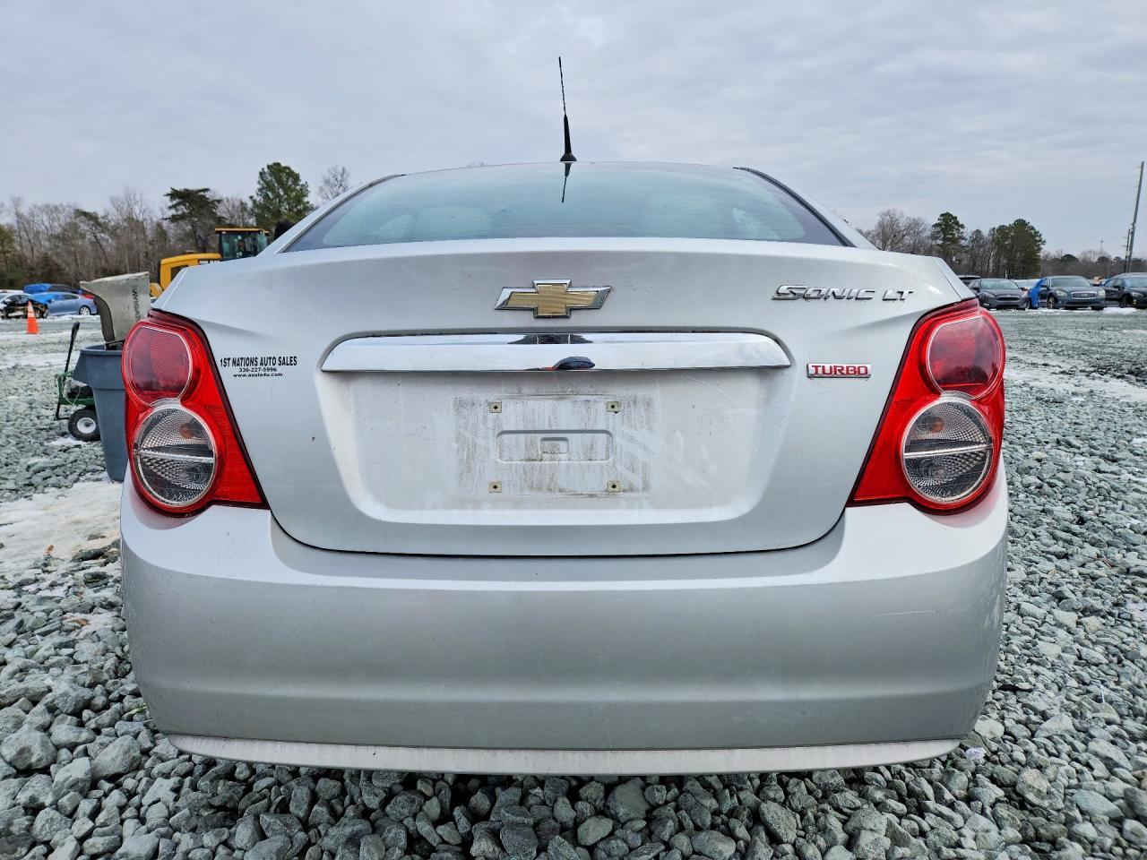 2014 Chevrolet Sonic Lt - Image 6