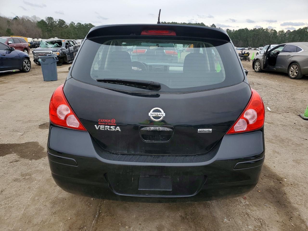 2012 Nissan Versa S - Image 6