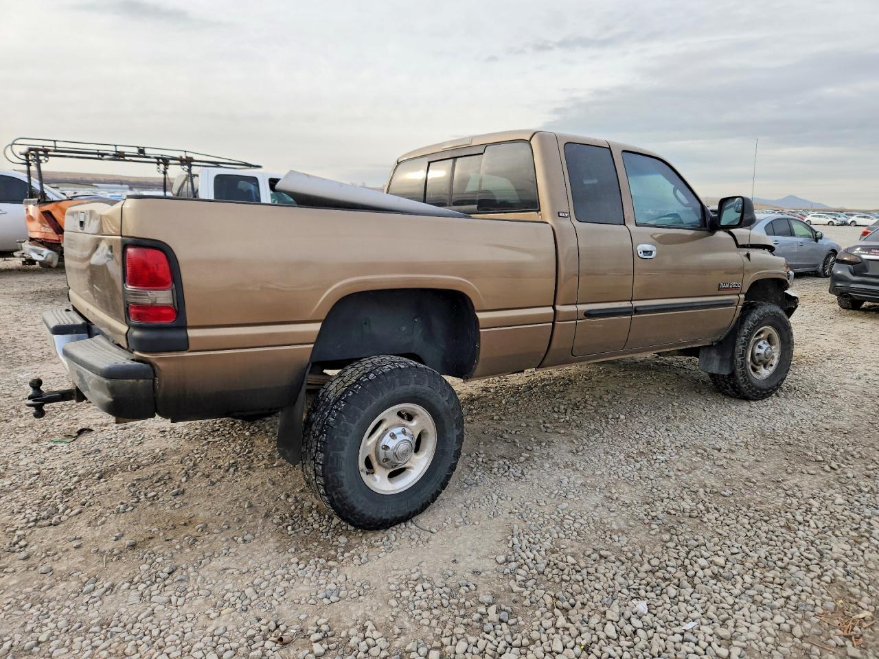 2001 Dodge Ram 2500 - Image 3