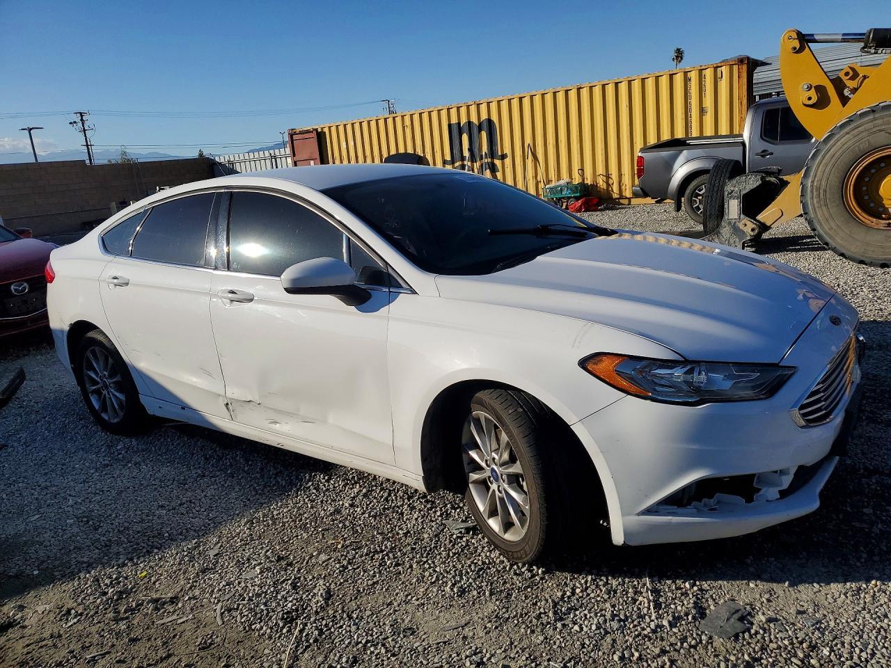 2017 Ford Fusion Se - Фото 4