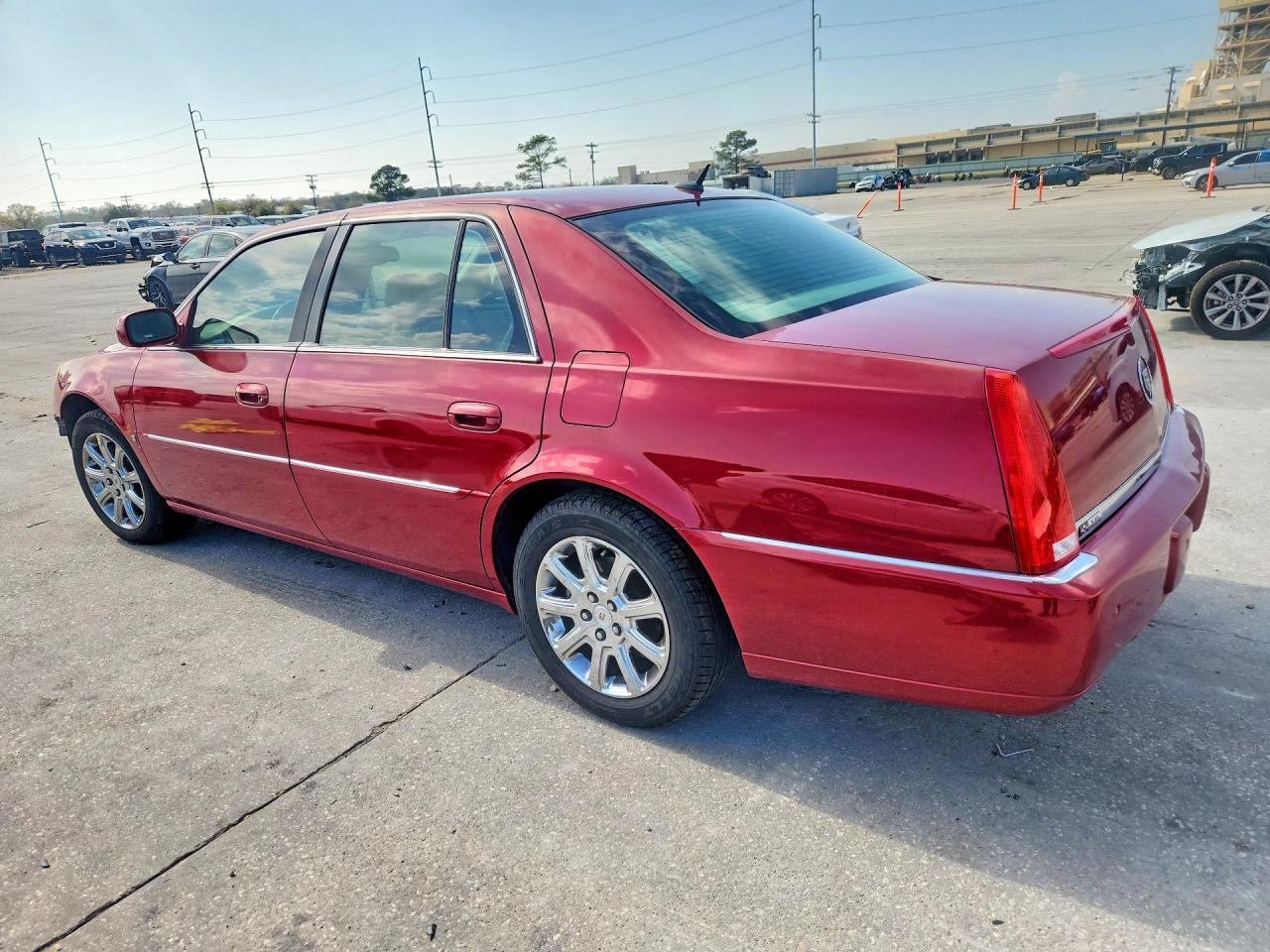 2008 Cadillac Dts - Image 2