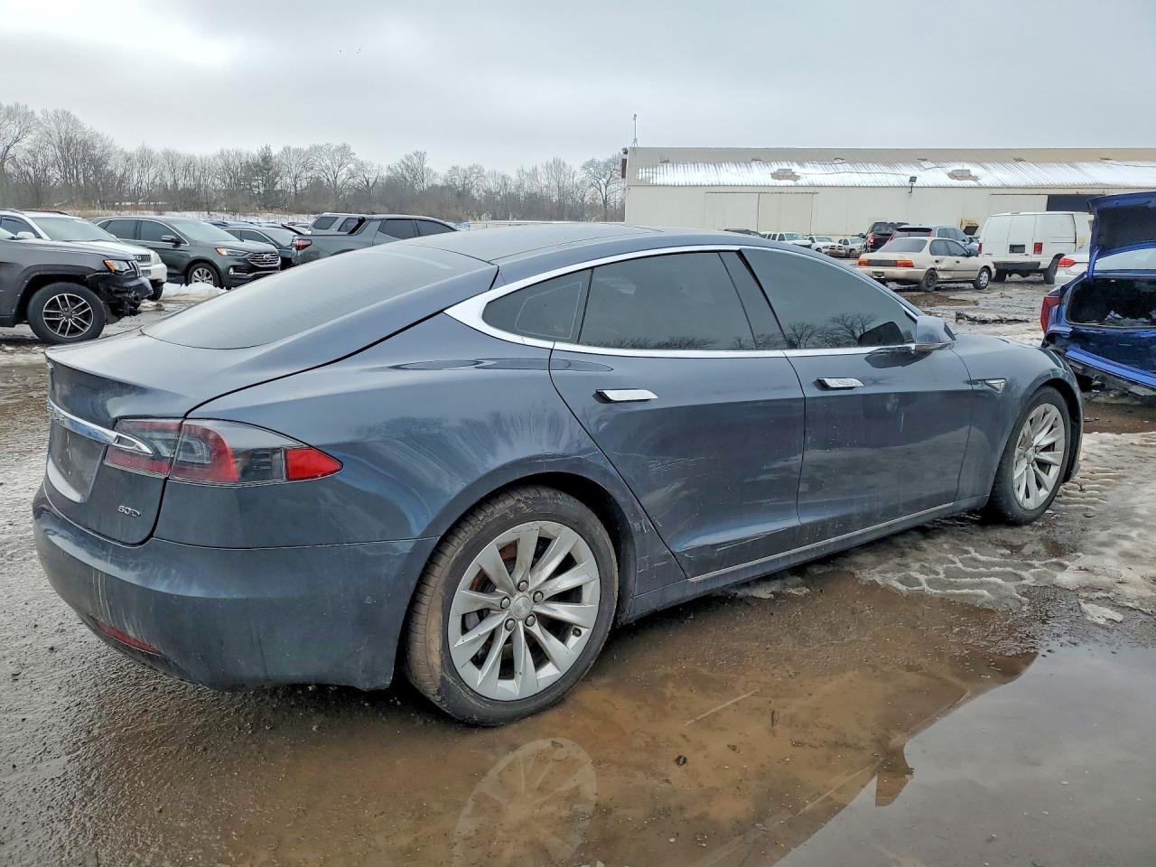 2016 Tesla Model S - Image 3
