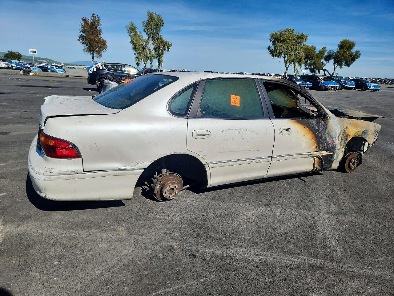 1998 Toyota Avalon Xls - Image 3