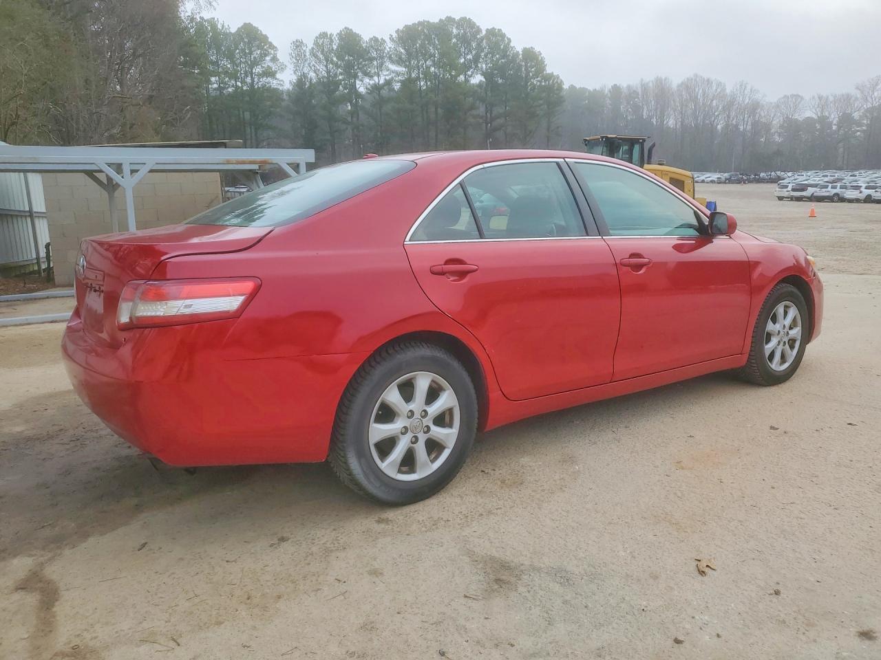 2010 Toyota Camry Base - Фото 3