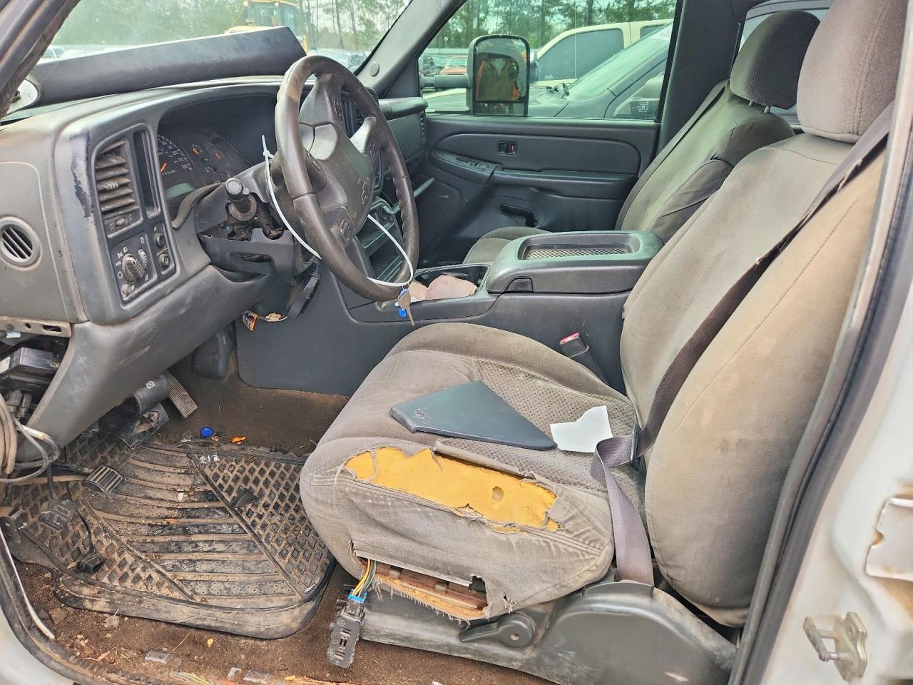 2007 Chevrolet Silverado C2500 Heavy Duty - Фото 7