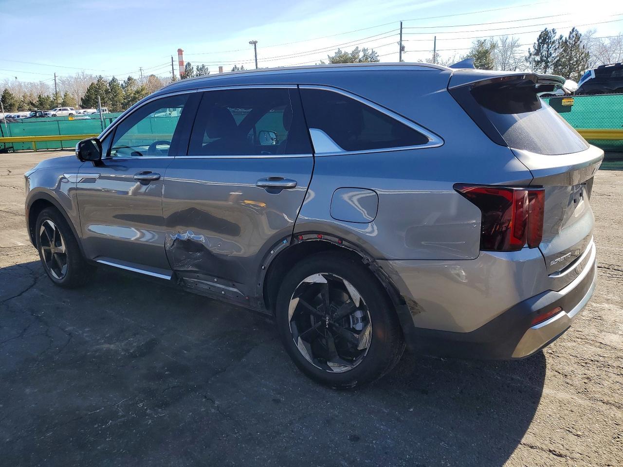 2025 Kia Sorento Sxp - Фото 2