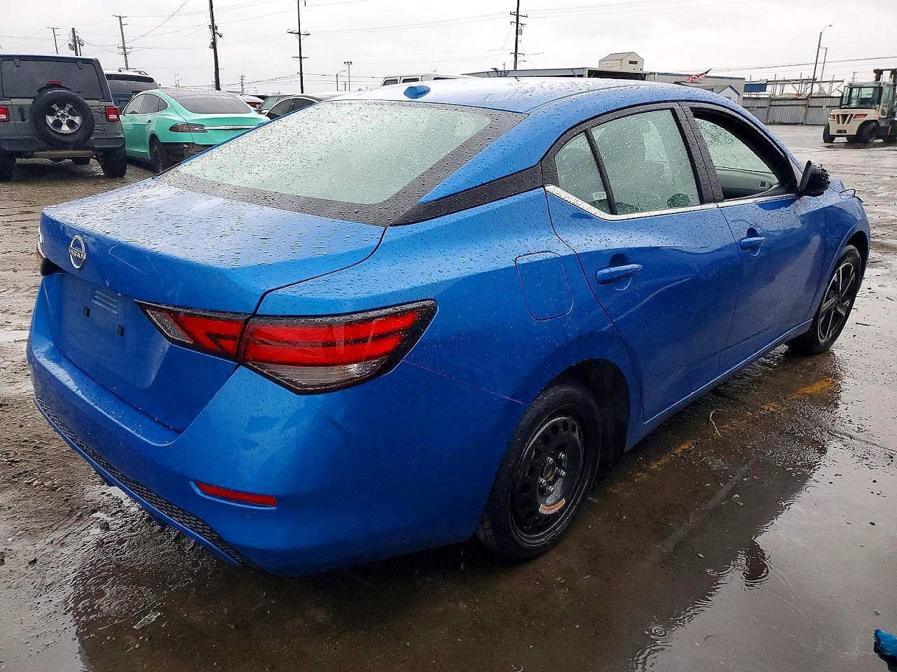 2025 Nissan Sentra Sv - Image 3