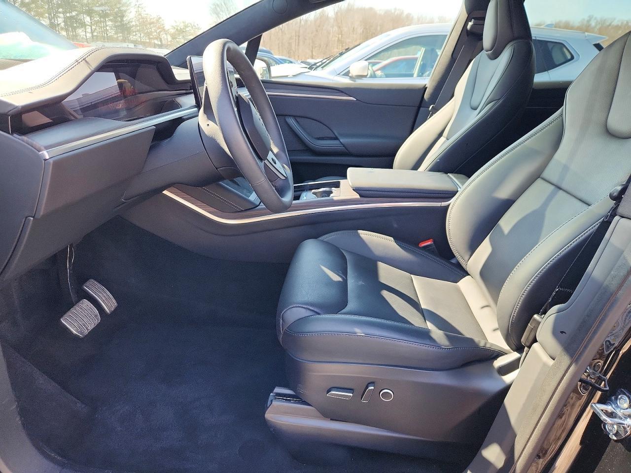 2024 Tesla Model X - Фото 7