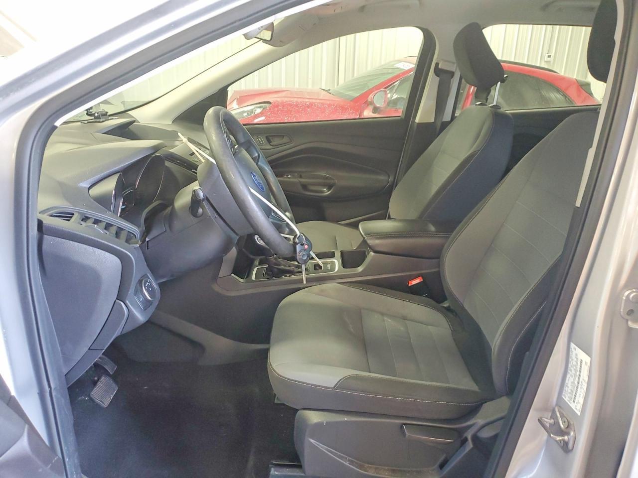 2018 Ford Escape S - Фото 7